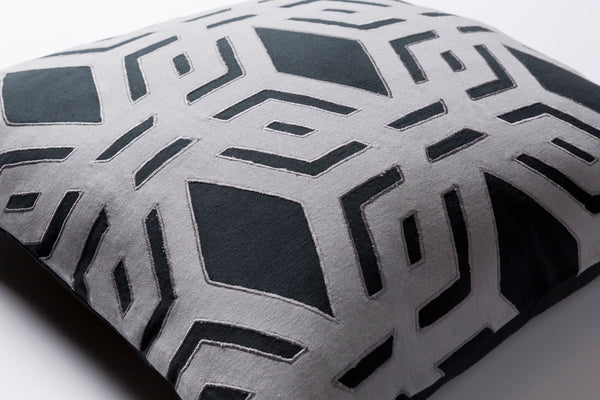 Surya Millbrook 18” Cotton Accent Pillow With Elegant Pattern - Perfect For Cozy Home Decor Transformation! Black Cotton,Cotton Mbk001-1818