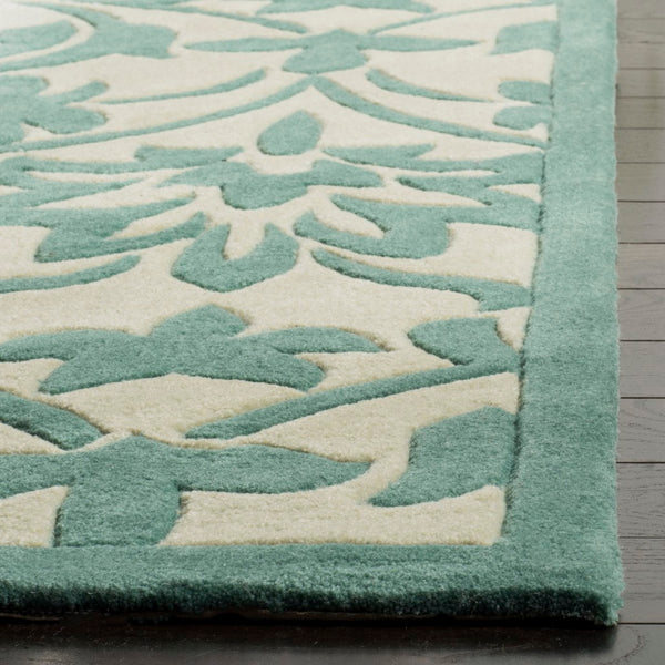 Safavieh Mda635 Hand Tufted  Rug Ivory / Light Blue MDA635A-28