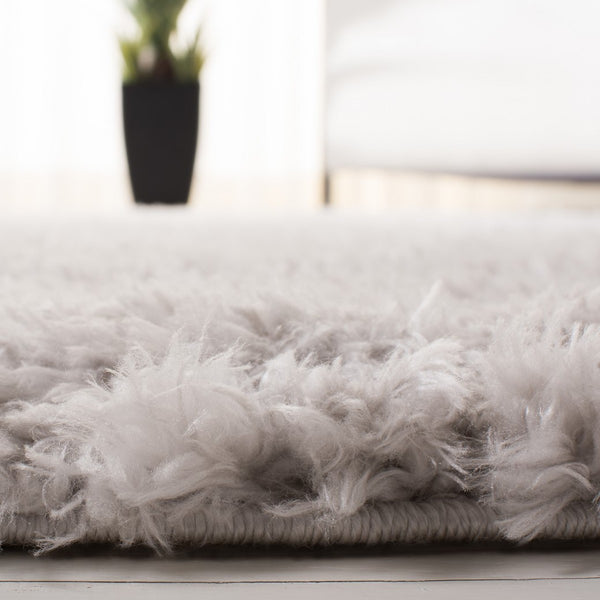 Madrid Shag 256 Luxurious Power Loomed Polyester Rug for Cozy Living Spaces - Perfect Comfort!