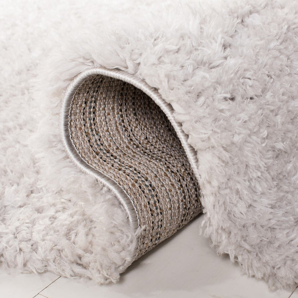Madrid Shag 256 Luxurious Power Loomed Polyester Rug for Cozy Living Spaces - Perfect Comfort!