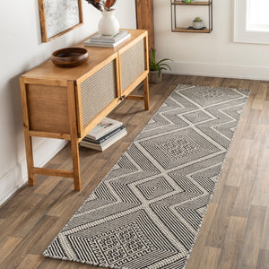 Surya Mardin 2' X 3' Handwoven Wool Rug - Unique Global Style, Easy Care, Perfect For High Traffic Spaces! Black Wool Mdi2308-268