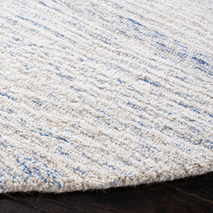 Safavieh Metro 995 Hand Tufted  Rug X23 Light Blue / Ivory MET995L-9