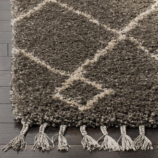 Safavieh Moroccan Fringe Shag 241 Power Loomed Shag & Flokati Rug Grey / Cream MFG241A-3