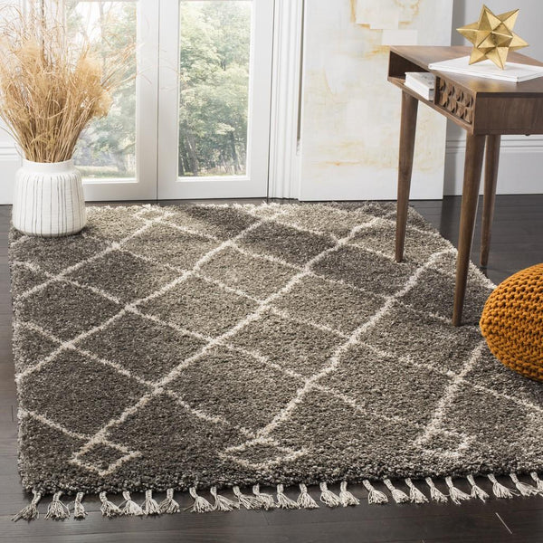 Safavieh Moroccan Fringe Shag 241 Power Loomed Shag & Flokati Rug Grey / Cream MFG241A-3