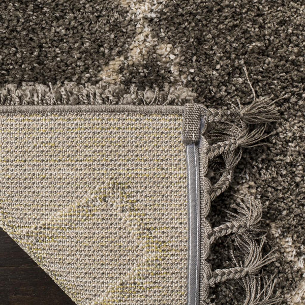 Safavieh Moroccan Fringe Shag 241 Power Loomed Shag & Flokati Rug Grey / Cream MFG241A-3