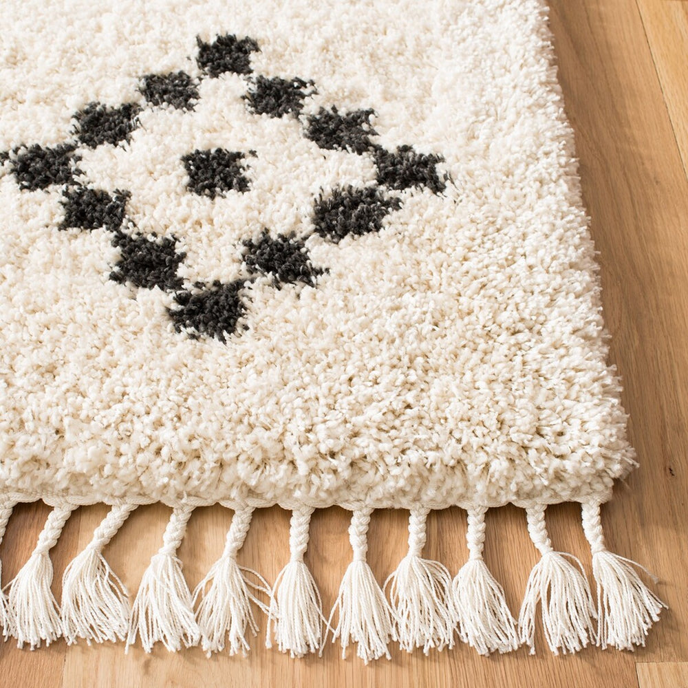 Safavieh Moroccan Fringe Shag 246 Power Loomed Shag & Flokati Rug Cream / Charcoal MFG246B-3