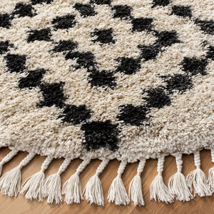 Safavieh Moroccan Fringe Shag 246 Power Loomed Shag & Flokati Rug Cream / Charcoal MFG246B-3