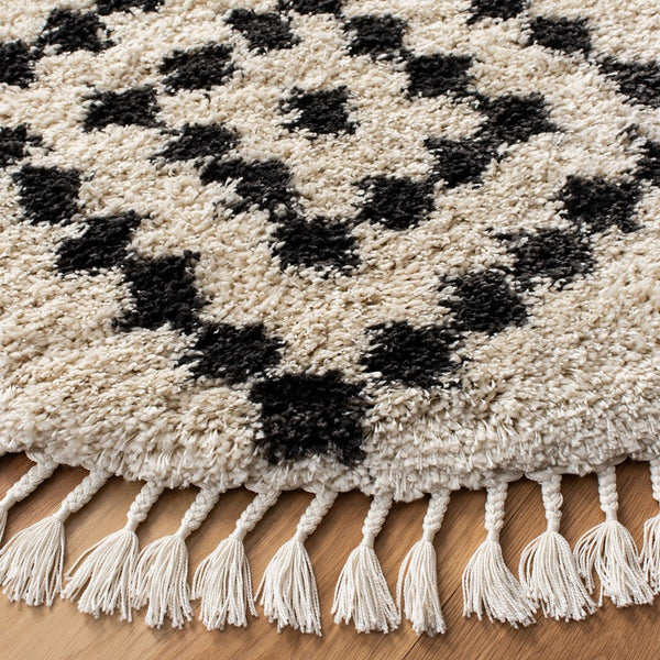 Safavieh Moroccan Fringe Shag 246 Power Loomed Shag & Flokati Rug Cream / Charcoal MFG246B-3