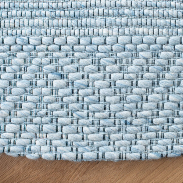 Safavieh Marbella 554 Power Loomed Contemporary Rug X23 Blue MRB554M-28