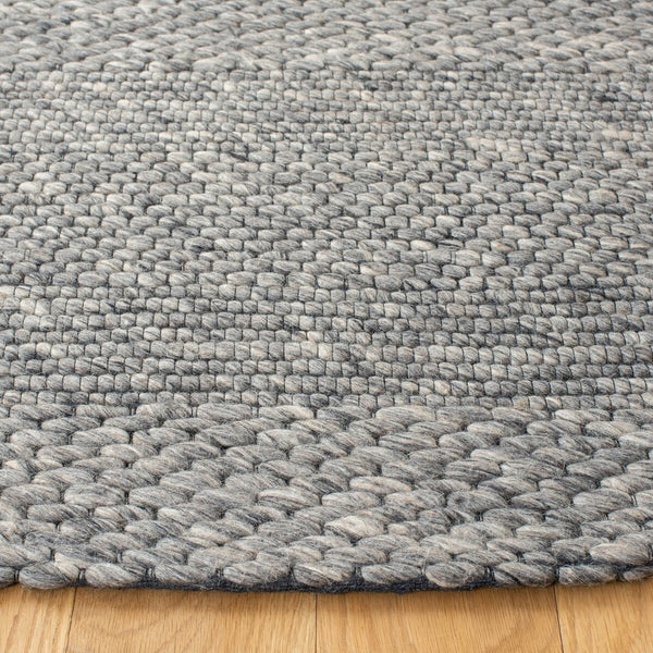 Safavieh Marbella 556 Hand Loomed Contemporary Rug Dark Grey MRB556F-9