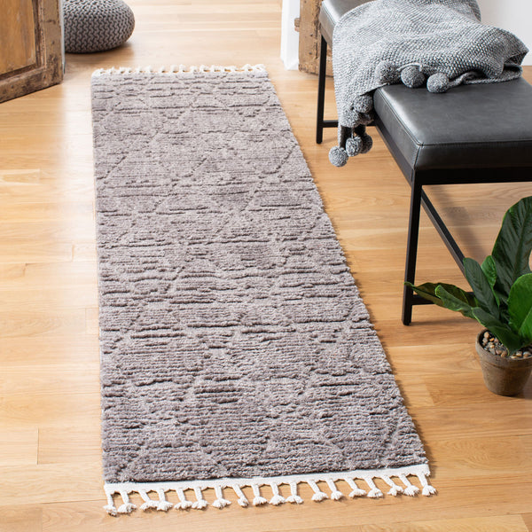 Safavieh Marrakesh 517 Power Loomed Bohemian Rug IIX Grey MRK517F-24