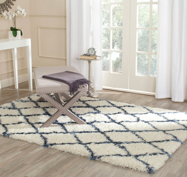 Safavieh Moroccan Shag 343 Power Loomed  Rug Ivory / Blue MSG343C-3