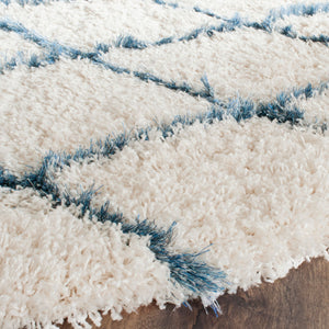 Safavieh Moroccan Shag 343 Power Loomed  Rug Ivory / Blue MSG343C-3