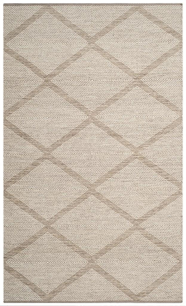 Safavieh Montauk 821 Hand Woven  Rug Beige 8' x 8' Square