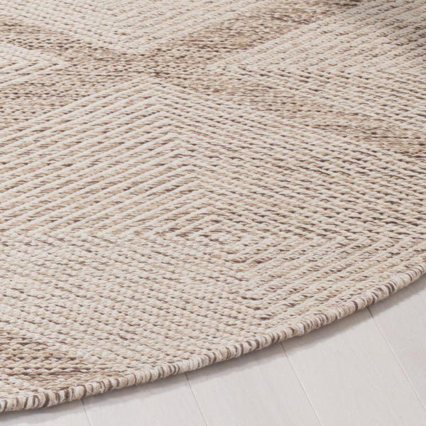 Safavieh Montauk 821 Hand Woven  Rug Beige 8' x 8' Square