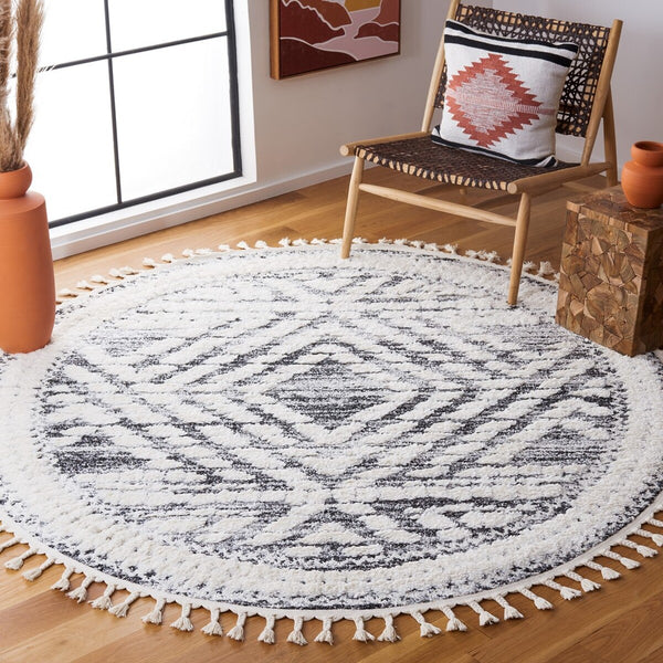 Safavieh Moroccan Tassel Shag 614 Power Loomed Shag & Flokati Rug X23 Ivory / Grey MTS614A-212