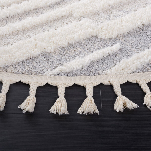 Safavieh Moroccan Tassel Shag 646 Power Loomed Shag & Flokati Rug X23 Beige / Ivory MTS646A-212