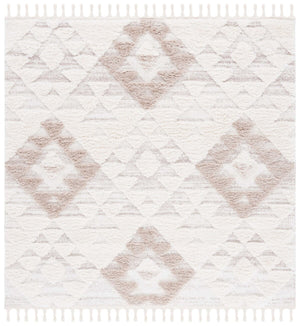 Safavieh Moroccan Tassel Shag 688 Power Loomed Polypropylene Pile Shag & Flokati Rug Ivory / Beige MTS688B-7SQ