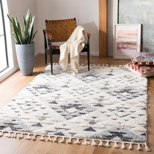 Safavieh Moroccan Tassel Shag 688 Power Loomed Polypropylene Pile Rug Ivory / Grey MTS688F-2