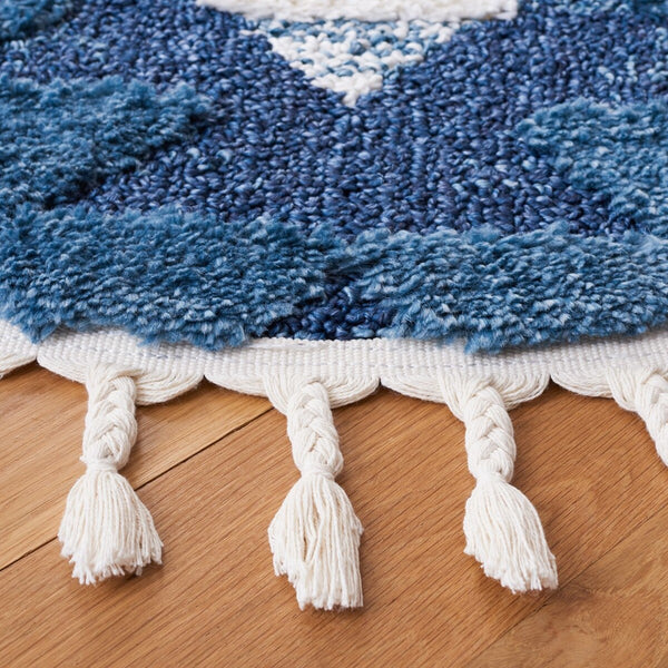 Safavieh Moroccan Tassel Shag 688 Power Loomed Polypropylene Pile Shag & Flokati Rug Blue / Ivory MTS688M-8SQ