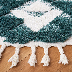 Safavieh Moroccan Tassel Shag 688 Power Loomed Shag & Flokati Rug Green / Ivory 3' x 3' Square