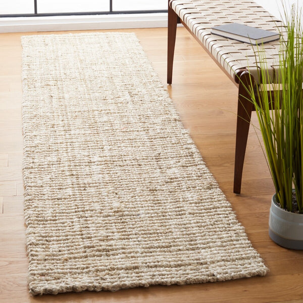 Safavieh Dominica Hand Woven  Rug Bleach / Ivory NF747B-9SQ