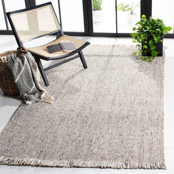 Safavieh Natural Fiber 826 Hand Woven  Rug Silver / Natural 8' x 8' Square