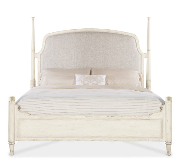Hooker Furniture Americana Queen Upholstered Poster Bed With Cream Headboard, Molasses Oak Finish, Distressed Charm 88.00 L x 82.00W x 75.75H 7050-90666-02