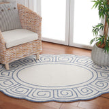 Safavieh Novelty 109 Hand Tufted Transitional Rug Ivory / Blue 6' x 9' Oval