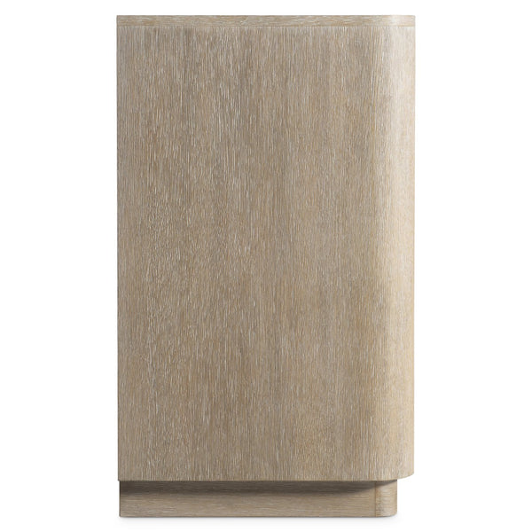 Bernhardt Bernhardt Loggia Dresser With Fluted Scalloped Drawers, Wire‑Brushed Oak Finish & Stainless Pulls 345052