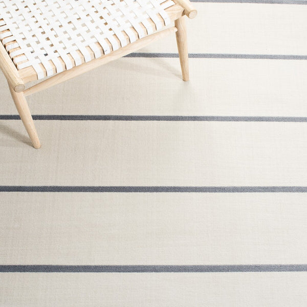 Safavieh Orwell 291 Power Loomed Contemporary Rug Ivory / Grey ORW391B-9