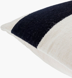 Surya Osmund 18"X18" Luxurious Accent Pillow - Cozy Wool-cotton Blend For Elegant Living Room Decor Black Wool,Cotton,Cotton Osm001-2020p