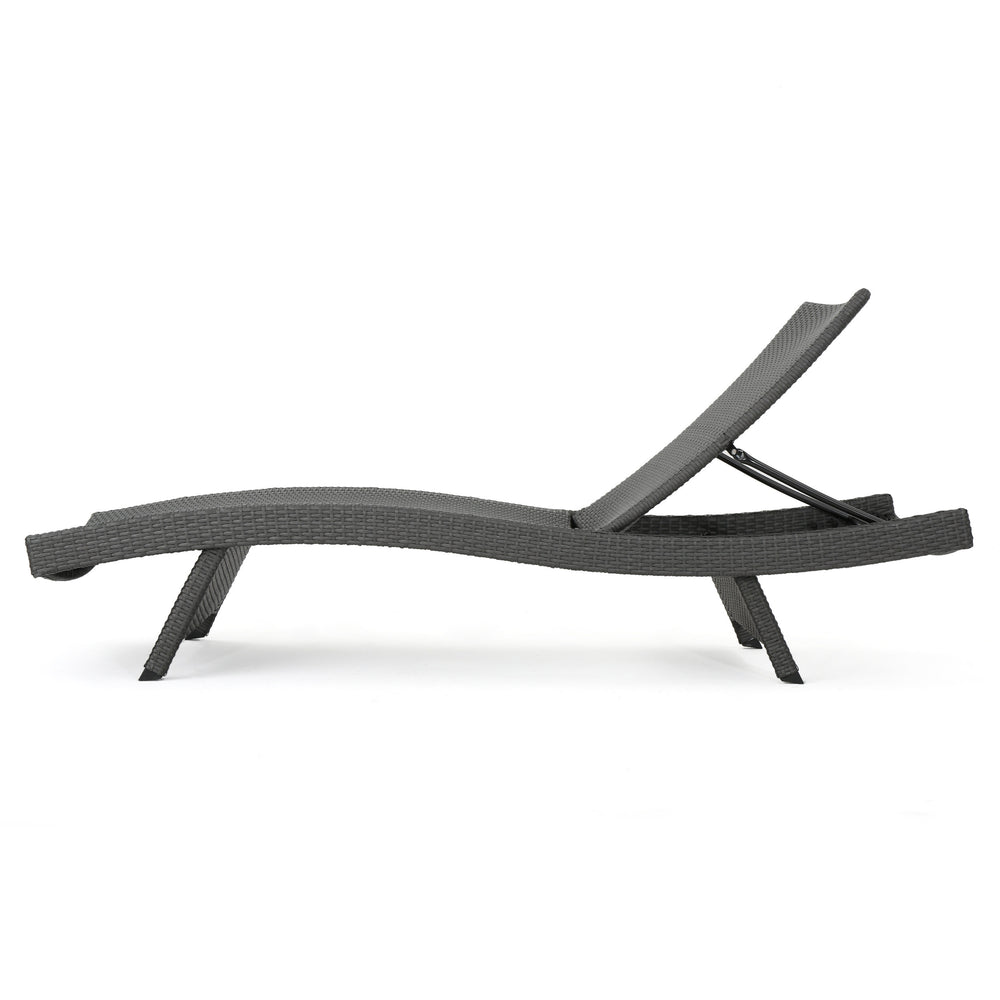 English Elm Christopher Knight Home® - Salem Pe Wicker Chaise Lounge - Stylish Grey Outdoor Seating With Weather-Resistant Comfort 52005.00GRY