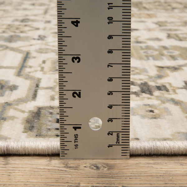 Oriental Weavers Acacia Ivory & Gold Oriental-Inspired Axminster Rug 2'X3' — Low-Profile Wool/Nylon Blend, Durable Elegance AACA16060092ST