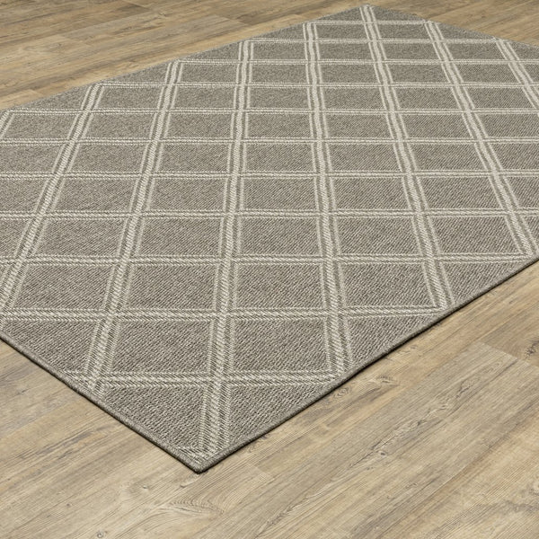Oriental Weavers Caicos Indoor/Outdoor Area Rug - Sophisticated Design, Easy Care Polypropylene, Perfect For Families Grey,Light Grey Polypropylene Cca02n300390st
