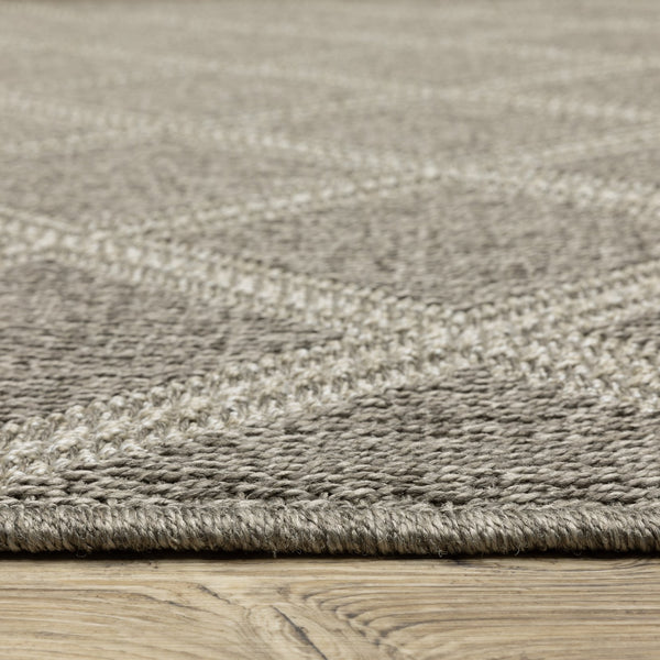 Oriental Weavers Caicos Indoor/Outdoor Area Rug - Sophisticated Design, Easy Care Polypropylene, Perfect For Families Grey,Light Grey Polypropylene Cca02n300390st