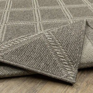 Oriental Weavers Caicos Indoor/Outdoor Area Rug - Sophisticated Design, Easy Care Polypropylene, Perfect For Families Grey,Light Grey Polypropylene Cca02n300390st