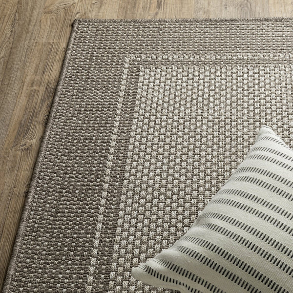 Oriental Weavers Caicos Indoor/Outdoor Area Rug - Sophisticated Design With Easy-care Polypropylene For Any Space Grey,Light Grey Polypropylene Cca03n240305st