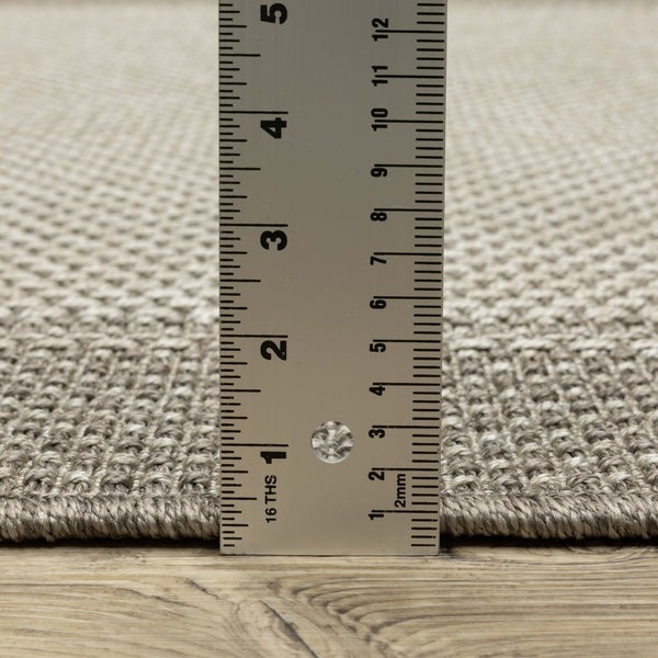 Oriental Weavers Caicos Indoor/Outdoor Area Rug - Sophisticated Design With Easy-care Polypropylene For Any Space Grey,Light Grey Polypropylene Cca03n240305st