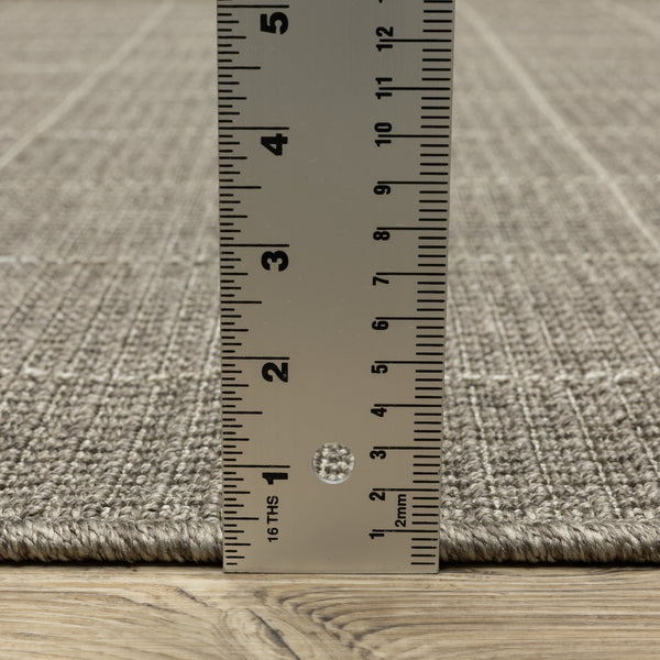 Oriental Weavers Caicos Indoor/Outdoor Area Rug - Stylish Performance Design, Easy Care, Perfect For High Traffic Spaces Grey,Light Grey Polypropylene Cca04b240305st