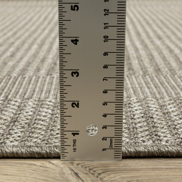 Oriental Weavers Caicos Indoor/Outdoor Area Rug - Stylish, Easy-clean Design For High Traffic Spaces And Families Grey,Light Grey Polypropylene Cca05a240305st