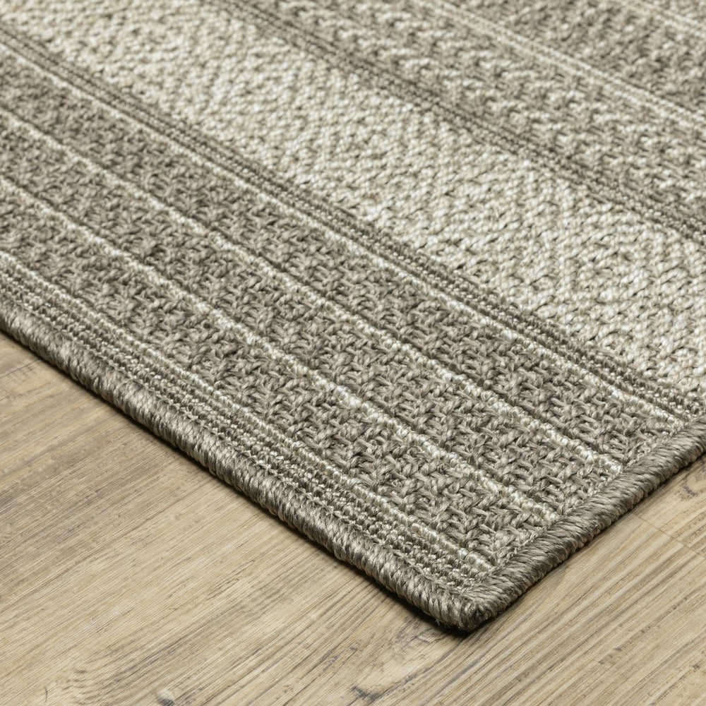 Oriental Weavers Caicos Indoor/Outdoor Area Rug - Elegant Performance Rug For High Traffic Spaces, Easy Care Design Grey,Light Grey Polypropylene Cca06a200280st