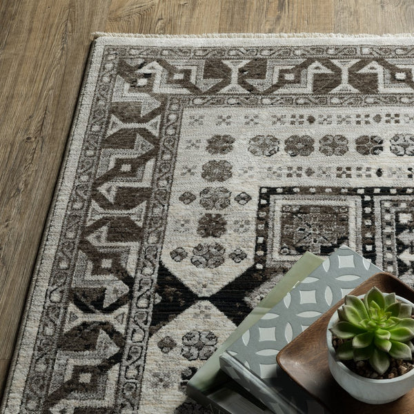 Oriental Weavers Chamberlain Indoor Area Rug – Luxurious Soft Polyester Yarn, Elegant Persian Motifs For Any Room Ivory,Charcoal Polyester Cch01g068235st