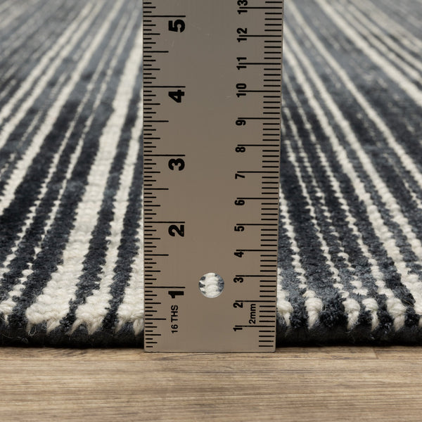 Oriental Weavers Circa Hand-tufted Indoor Area Rug With Luxurious Viscose And Textured Wool - Elegant Home Decor Black,Ivory Viscose Ccir02152243st