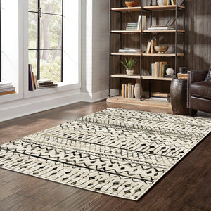 Oriental Weavers Georgia Indoor Area Rug - Elegant Power Loomed Design In Chic Black And White For Modern Farmhouse Style Ivory,Black Polypropylene G8826e160220st