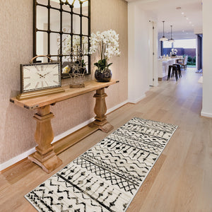 Oriental Weavers Georgia Indoor Area Rug - Elegant Power Loomed Design In Chic Black And White For Modern Farmhouse Style Ivory,Black Polypropylene G8826e055230st