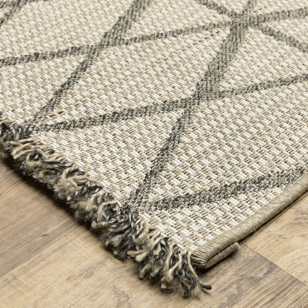 Oriental Weavers Gillian Indoor/Outdoor Area Rug - Stylish Global Patterns, Durable Performance, Easy Care Design Beige,Black Polypropylene G1331v055230st