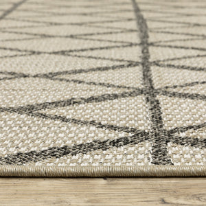 Oriental Weavers Gillian Indoor/Outdoor Area Rug - Stylish Global Patterns, Durable Performance, Easy Care Design Beige,Black Polypropylene G1331v100152st