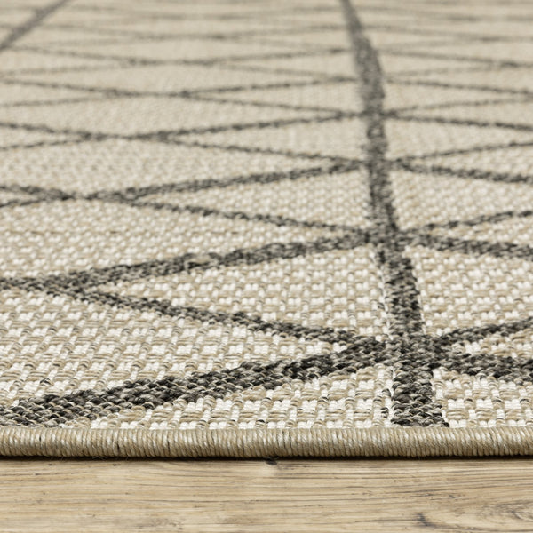 Oriental Weavers Gillian Indoor/Outdoor Area Rug - Stylish Global Patterns, Durable Performance, Easy Care Design Beige,Black Polypropylene G1331v100152st