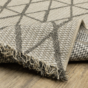 Oriental Weavers Gillian Indoor/Outdoor Area Rug - Stylish Global Patterns, Durable Performance, Easy Care Design Beige,Black Polypropylene G1331v100152st